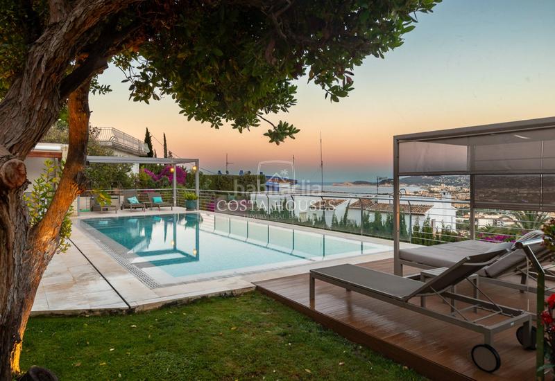 Foto 16115005-7f66-43fe-9246-b4e5b068b324. Chalet mit heizung parking pool in Puerto Xàbia