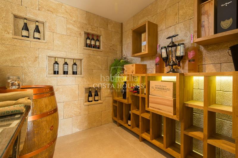 Foto 3506be00-fb67-47ef-b1eb-a3e2396aea80. Chalet mit heizung parking pool in Puerto Xàbia