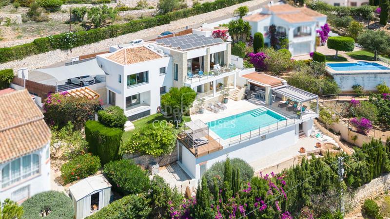 Foto 5324b641-3412-48bf-a009-79aacf5893d7. Chalet mit heizung parking pool in Puerto Xàbia