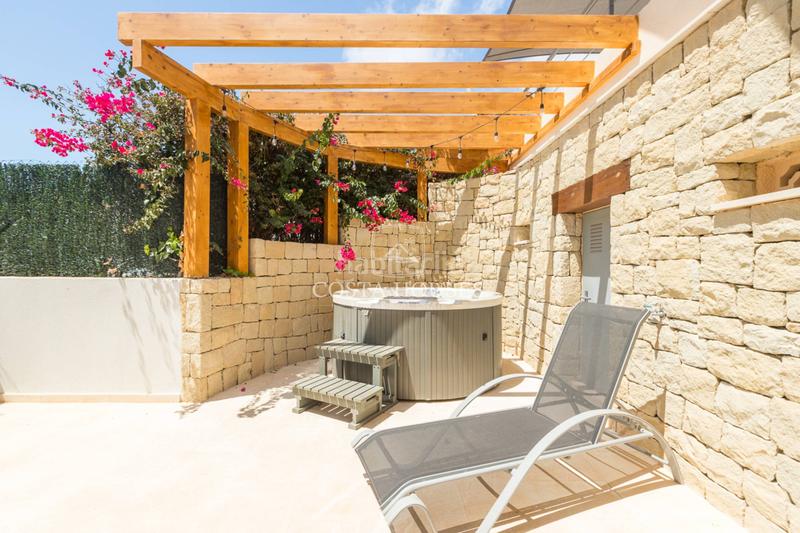 Foto 9a80fe26-83bc-456c-83b2-520db03d1fac. Chalet mit heizung parking pool in Puerto Xàbia