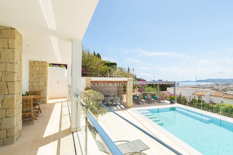 Foto d720c14c-18af-4252-85b4-300ad87e15f6. Chalet mit heizung parking pool in Puerto Xàbia