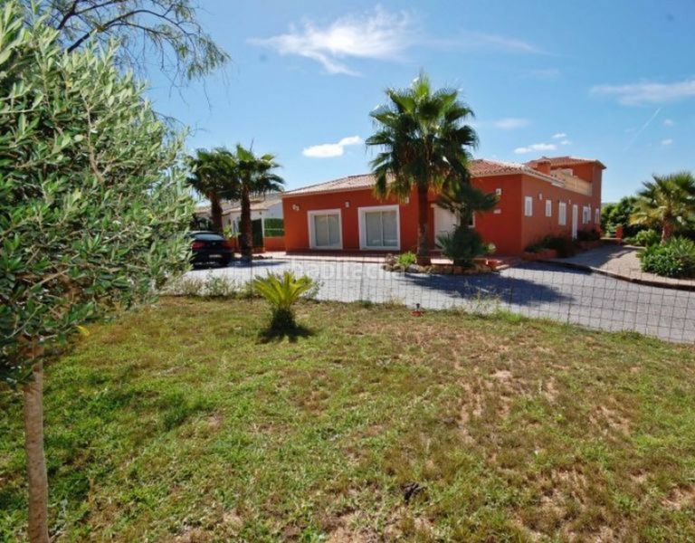 Foto 574d0892-10ca-411a-aa12-f3a78ad2df1e. Xalet amb aparcament piscina a Montgó - Ermita Xàbia