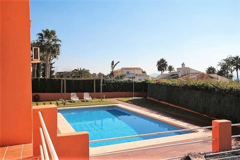 Foto 783220f8-dd85-4186-809d-8b5cda0a9f38. Xalet amb aparcament piscina a Montgó - Ermita Xàbia