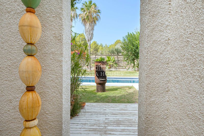 Foto b72886da-577a-40de-b417-afbf6d6d9720. Xalet amb aparcament piscina a La Sella Pedreguer