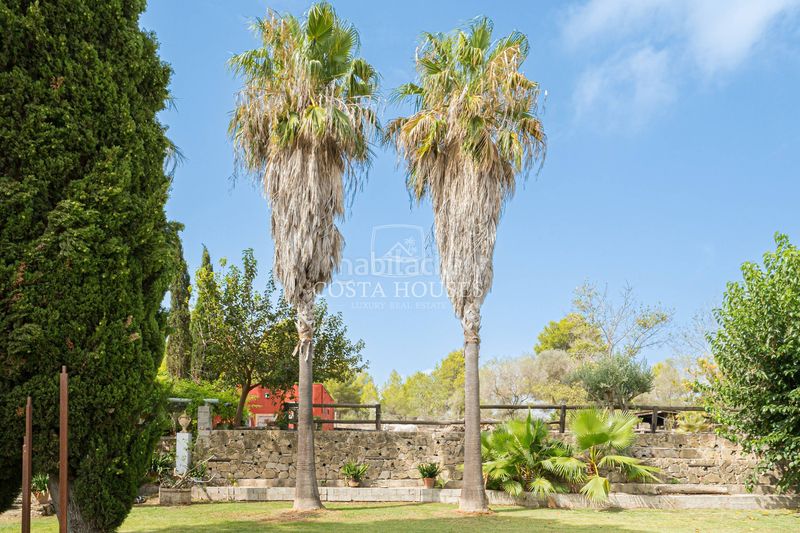 Foto b8edee6b-f5ca-4b74-9acd-9bb31757b27e. Xalet amb aparcament piscina a La Sella Pedreguer