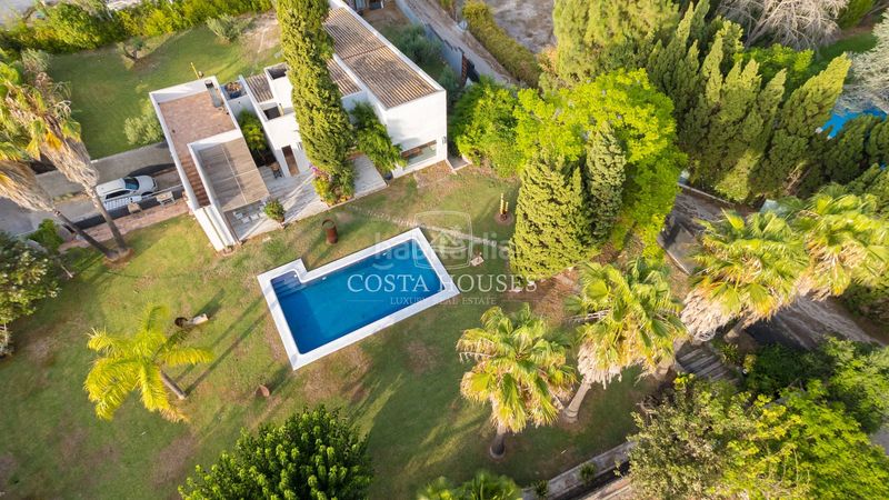 Foto df7a2939-85e0-43be-b31d-20b4b0fc8459. Xalet amb aparcament piscina a La Sella Pedreguer