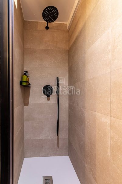 Foto f42e96ce-b2d8-4bfc-b7bf-894425d4da58. Apartament amb calefacció a Puerto Xàbia