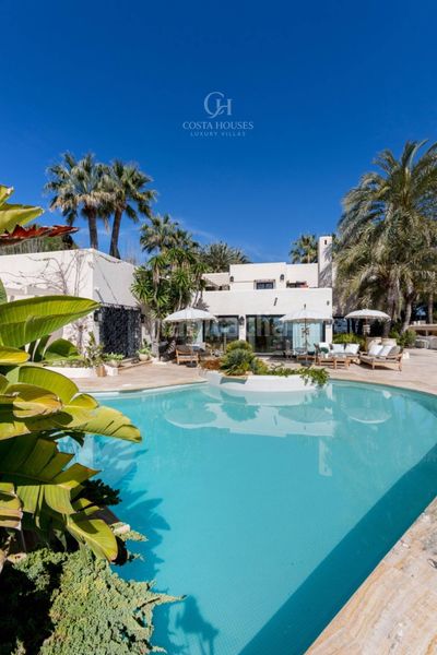 Foto fe5a6002-2bdc-49fe-9a29-f4059af0ef94. Xalet amb aparcament piscina a Casco Urbano Moraira