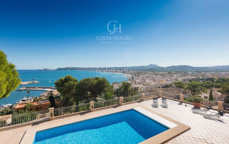 Foto a407d6f3-5251-4fe4-9cf8-9ec2e68a5221. Xalet amb aparcament piscina a Puerto Xàbia