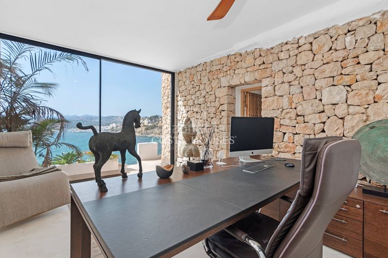 Foto bce6d3aa-6f40-4f85-86ca-9f4ba93f5e59. Xalet amb aparcament piscina a El Portet-Pla del Mar Moraira