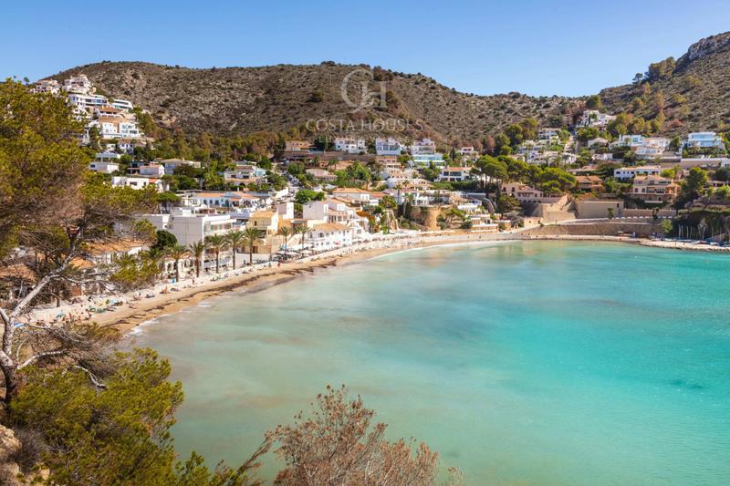 Foto 434b53ec-47e7-42af-ba91-202490edf8c9. Chalet con riscaldamento parcheggio in El Portet-Pla del Mar Moraira