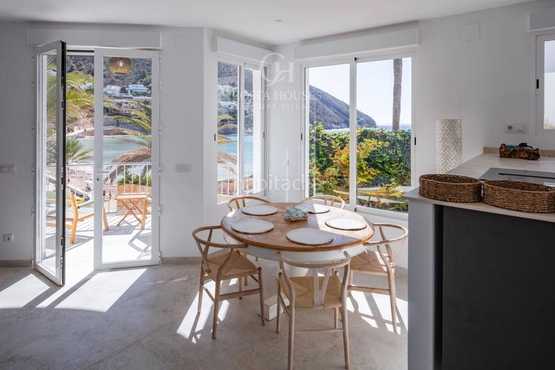 Foto fbca2594-1d9f-4cf7-97d6-c61613fbad08. Chalet con riscaldamento parcheggio in El Portet-Pla del Mar Moraira