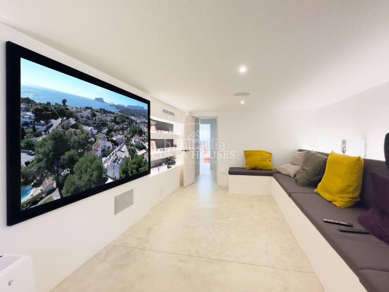 Foto 13634639-81e1-45f2-b0e4-bd27ad8b1877. Chalet avec chauffage parking piscine dans El Portet-Pla del Mar Moraira