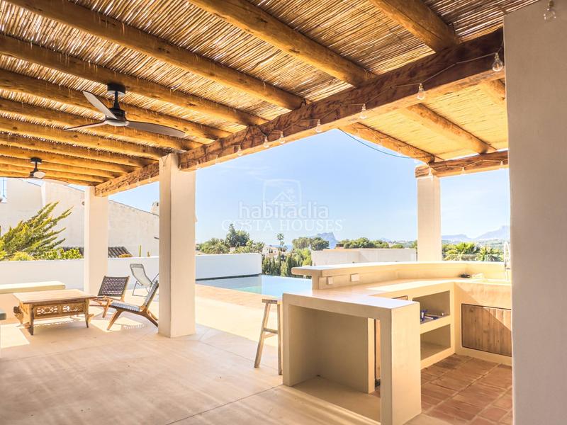 Foto 3730552f-84ae-49ec-bf58-d9bc32a0facd. Chalet avec chauffage parking piscine dans El Portet-Pla del Mar Moraira