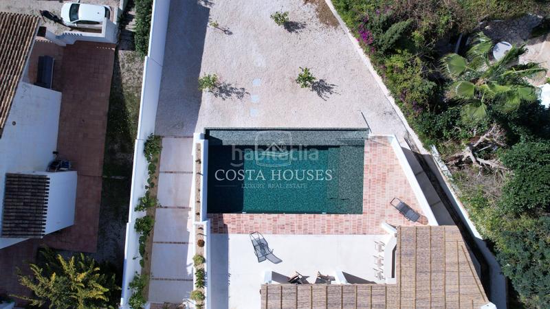 Foto 3ab93391-85c6-433d-92a2-9c5a64972ae8. Chalet avec chauffage parking piscine dans El Portet-Pla del Mar Moraira