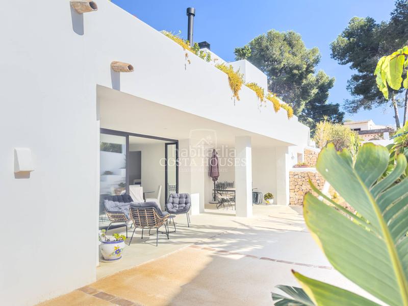 Foto 3ca33d63-4ee5-4411-b6c5-86434c5b9ab0. Chalet avec chauffage parking piscine dans El Portet-Pla del Mar Moraira