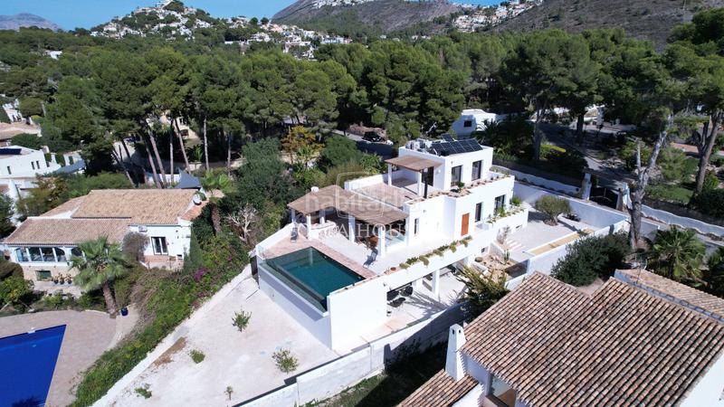 Foto 5c3e9bb2-00b7-4708-b38a-a99ddd7e4ab9. Chalet avec chauffage parking piscine dans El Portet-Pla del Mar Moraira