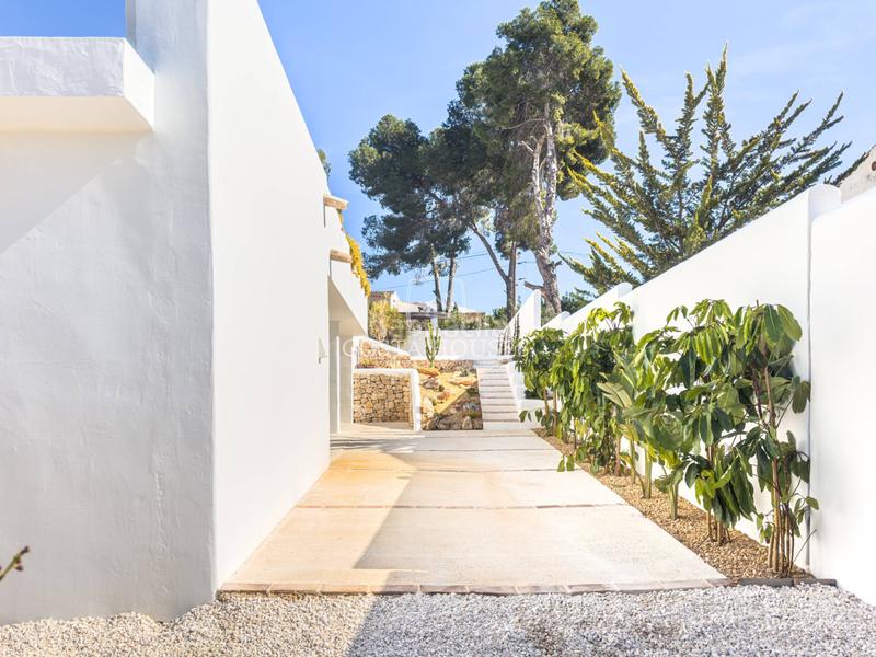 Foto da58c808-af5b-498d-9930-c09ed7fac797. Chalet avec chauffage parking piscine dans El Portet-Pla del Mar Moraira