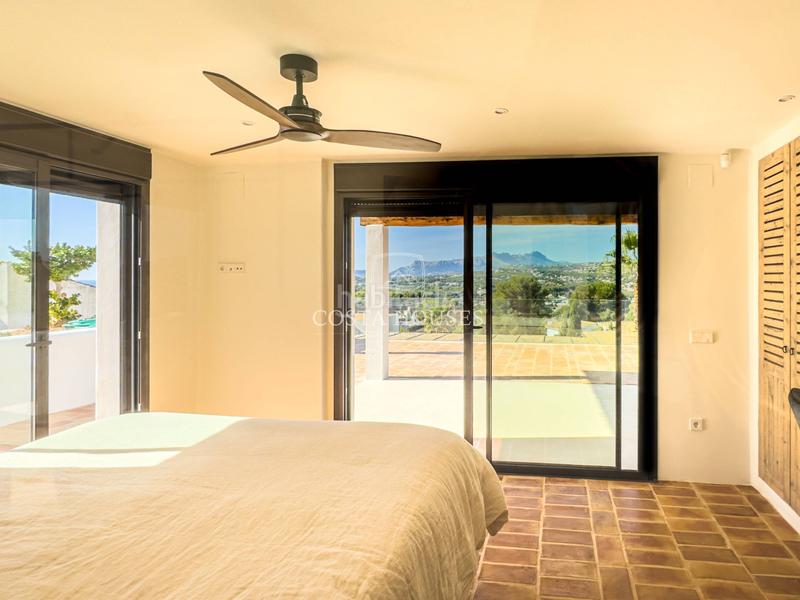 Foto e69d7a61-1c69-4feb-96b7-6b5f5d59ae03. Chalet avec chauffage parking piscine dans El Portet-Pla del Mar Moraira