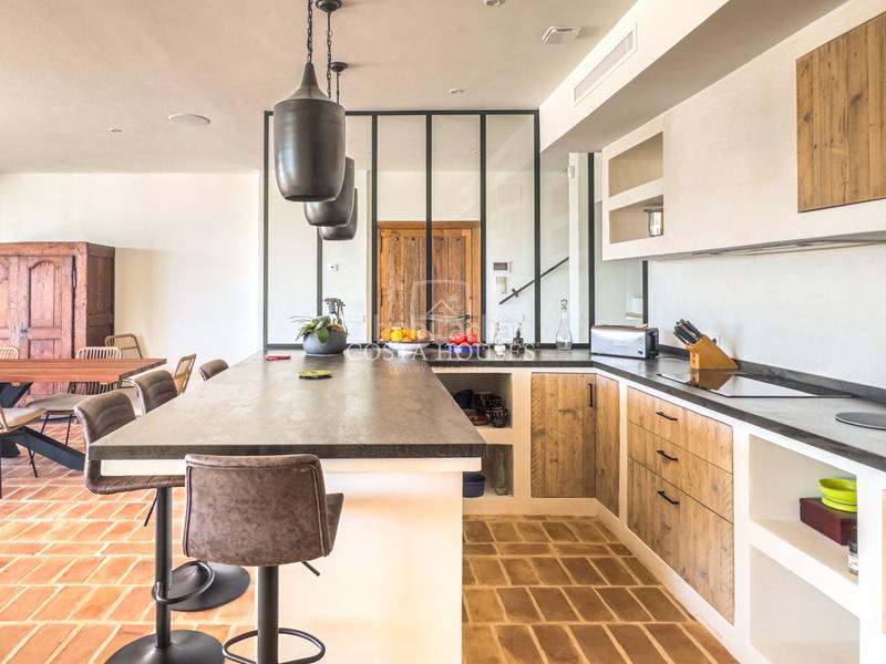 Foto effcc166-8e5b-4a57-9a55-2dd3f31ff20a. Chalet avec chauffage parking piscine dans El Portet-Pla del Mar Moraira