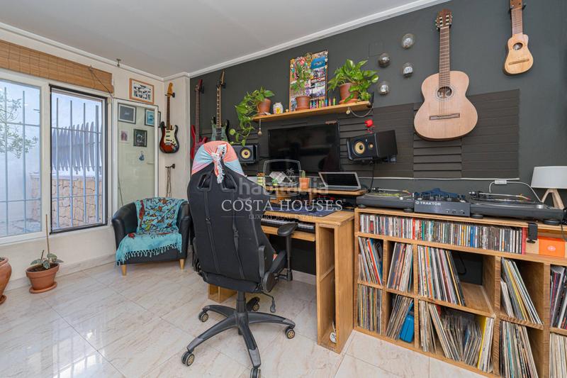 Foto b3fb9cce-1de2-45cd-8000-9a4160499458. Casa exclusiva residencia con vistas al mar en el Puerto de jávea a 100 metros de la playa la grava en Xàbia