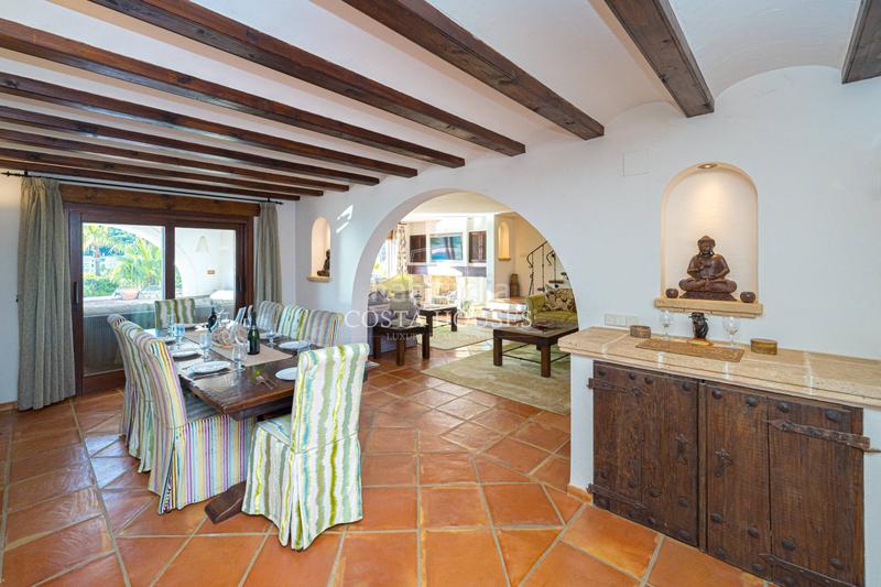 Foto 0cb26d8c-c02c-4e27-80f6-c2fdc5b98a2d. Chalet mit heizung parking pool in El Portet-Pla del Mar Moraira