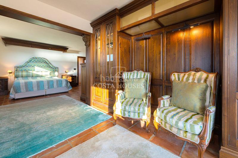 Foto 6373459a-0977-4f24-9183-a753bd23e5a5. Chalet mit heizung parking pool in El Portet-Pla del Mar Moraira