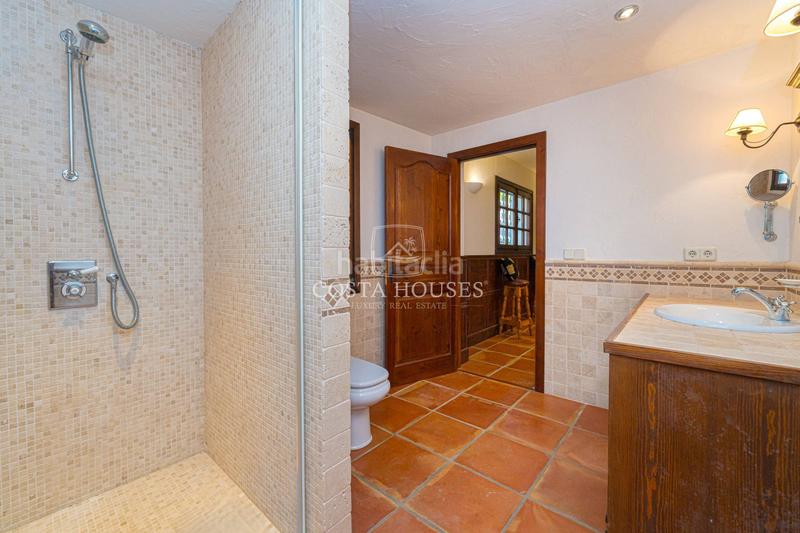 Foto 8d1aa3e2-ea07-40ff-8a1f-437f4d57c666. Chalet mit heizung parking pool in El Portet-Pla del Mar Moraira