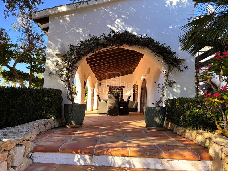 Foto ab28803b-267c-4139-991f-d9834eefc03d. Chalet mit heizung parking pool in El Portet-Pla del Mar Moraira