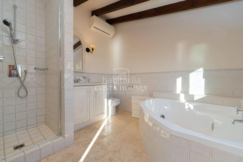 Foto aecb6f57-ec31-4cfc-9609-b492d28b7bd8. Chalet mit heizung parking pool in El Portet-Pla del Mar Moraira