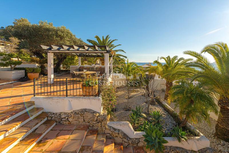 Foto af08407a-7b09-432e-aa1d-fd85f41d79fa. Chalet mit heizung parking pool in El Portet-Pla del Mar Moraira