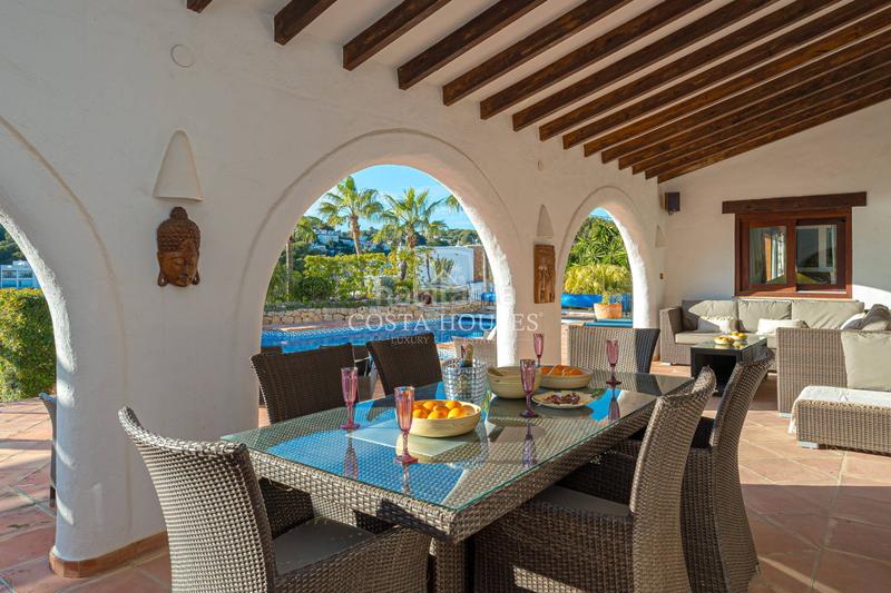 Foto d09eaf84-be53-4901-8b69-7018a9ab3680. Chalet mit heizung parking pool in El Portet-Pla del Mar Moraira