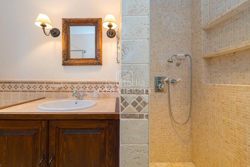 Foto e00c09ac-998f-4f9a-941f-5434d16a2c8a. Chalet mit heizung parking pool in El Portet-Pla del Mar Moraira