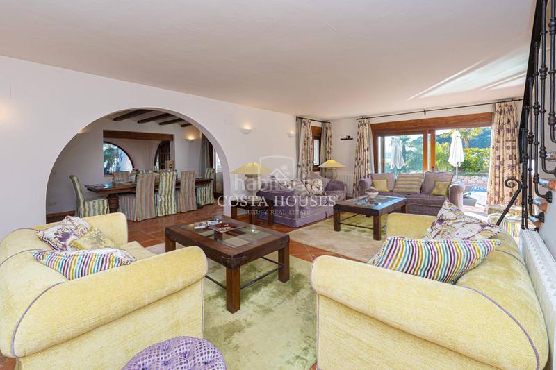 Foto f39655f2-4363-4204-8688-3815e1504975. Chalet mit heizung parking pool in El Portet-Pla del Mar Moraira