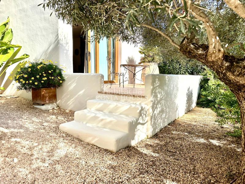 Foto 04768ef7-c769-46e6-ae40-5e8f6914490d. Chalet con riscaldamento parcheggio piscina in La Granadella - Costa Nova Xàbia