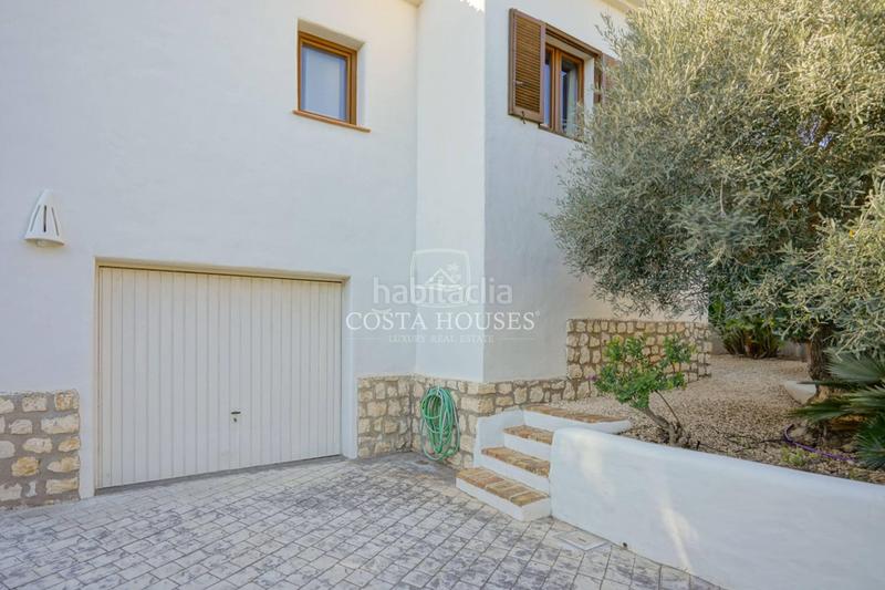 Foto 2ef60cc8-b14e-4a0b-abe8-5d87d7d9949a. Chalet con riscaldamento parcheggio piscina in La Granadella - Costa Nova Xàbia