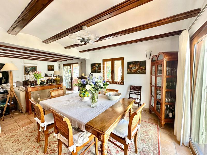 Foto 3855b5db-da43-4cb0-b6b5-0edaea2f46ce. Chalet con riscaldamento parcheggio piscina in La Granadella - Costa Nova Xàbia