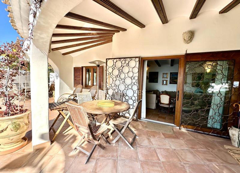 Foto 4e5ca0b7-804f-4cc5-b1c9-caf4145e45d2. Chalet con riscaldamento parcheggio piscina in La Granadella - Costa Nova Xàbia