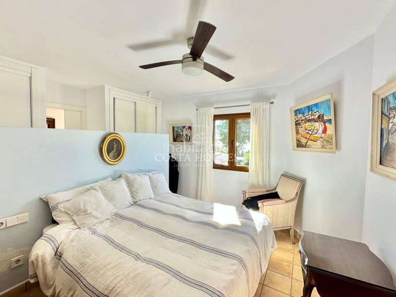 Foto 6bb21d95-4e38-4dbe-b63b-ff93c71ce8f4. Chalet con riscaldamento parcheggio piscina in La Granadella - Costa Nova Xàbia