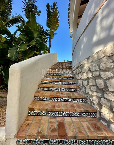 Foto 7f8e6b15-9209-40fe-8e0c-3be1279a2455. Chalet con riscaldamento parcheggio piscina in La Granadella - Costa Nova Xàbia