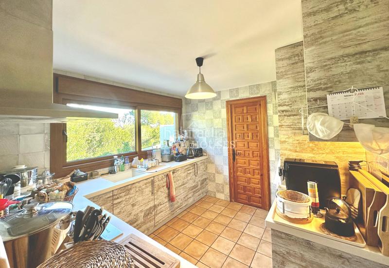 Foto 8eb33c75-64ef-4a8c-8fc8-acf47e7e4684. Chalet con riscaldamento parcheggio piscina in La Granadella - Costa Nova Xàbia