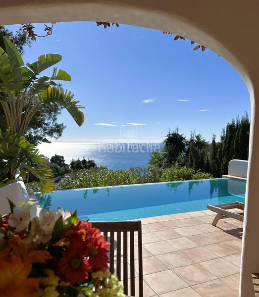 Foto ab1ed01f-1209-4444-8e6e-32c6d9822419. Chalet con riscaldamento parcheggio piscina in La Granadella - Costa Nova Xàbia