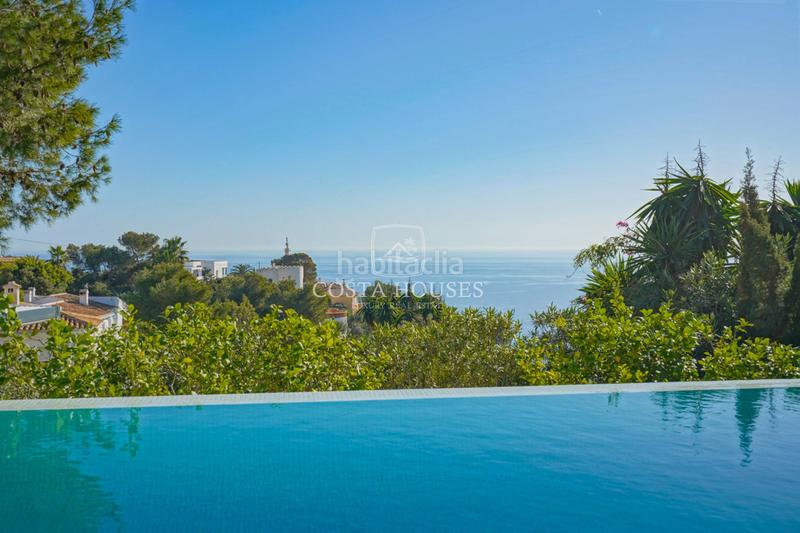 Foto ac12f99f-2888-4a05-bf94-8d6c8ec24d0d. Chalet con riscaldamento parcheggio piscina in La Granadella - Costa Nova Xàbia