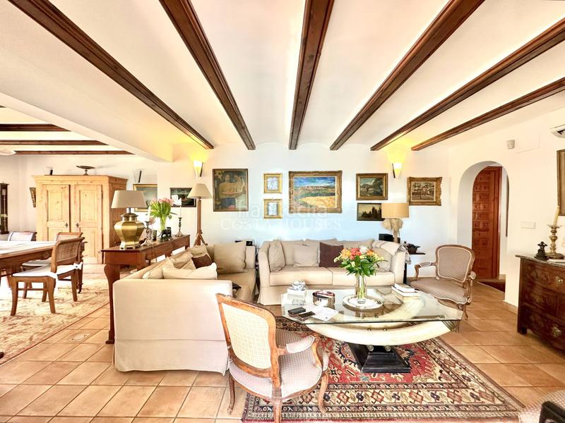 Foto b31f2299-8a82-4539-b3ef-df2eb959a4e5. Chalet con riscaldamento parcheggio piscina in La Granadella - Costa Nova Xàbia