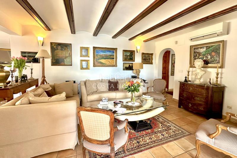 Foto d42d4013-b43b-4bbb-9e36-437e5ce78922. Chalet con riscaldamento parcheggio piscina in La Granadella - Costa Nova Xàbia