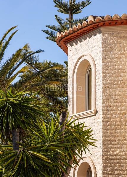 Foto ad5001bd-1c6d-4728-8567-c7fd2b36da3e. Chalet en venta conjunto privado de 5 villas de lujo con vistas al mar en jávea, alicante en Xàbia