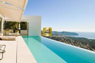 Chalet à Pinar de Advocat-Cometa. Villa contemporánea con vistas panorámicas al mar en benimeit, m