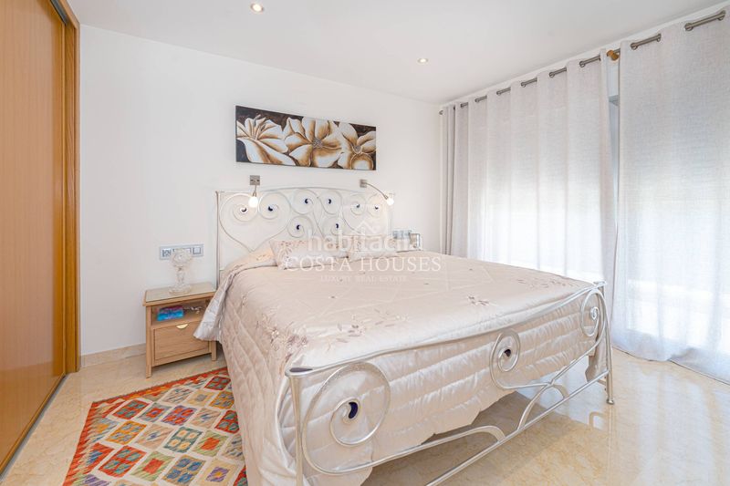 Foto d9e04f2a-c03e-4197-8631-7fc8db34b0ed. Xalet amb calefacció aparcament piscina a Maryvilla Calp
