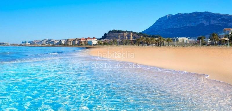 Foto 2a27a62e-b6de-4660-a85f-98898e6d15e0. Xalet amb calefacció aparcament piscina a Las Rotas / Les Rotes Dénia