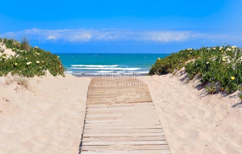 Foto c9323d56-ec4b-4b69-a8d7-399df5e81bc8. Xalet amb calefacció aparcament piscina a Las Rotas / Les Rotes Dénia